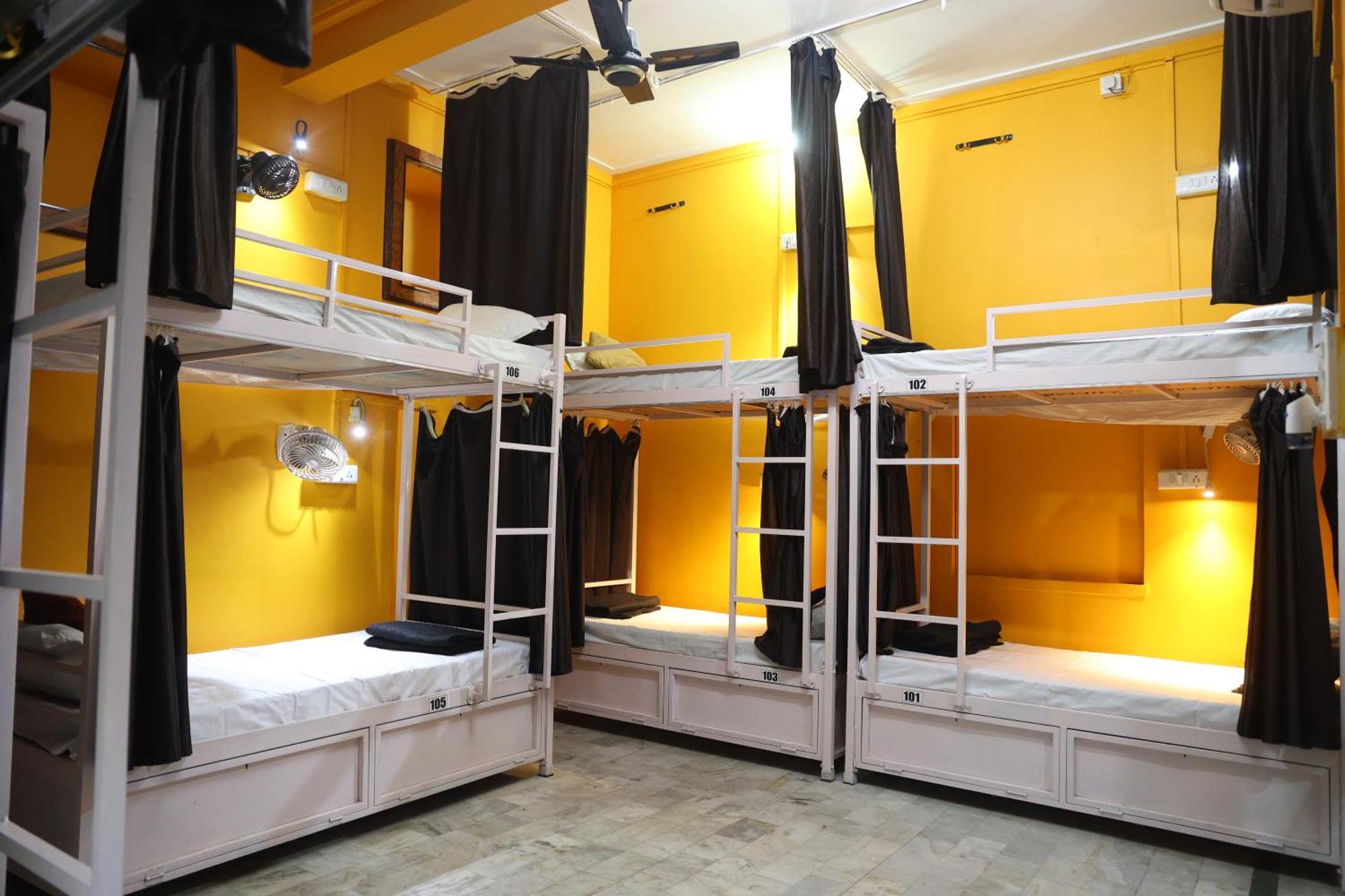 Хостел Santkripa Backpackers 400 Mtr From Railway Station Джодхпур Экстерьер фото